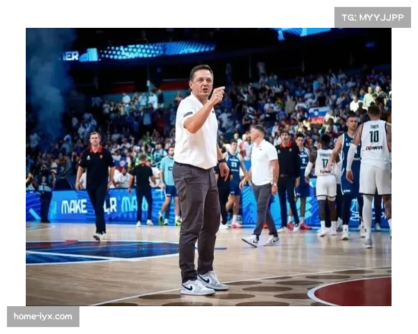 斯洛文尼亚主帅警告球队须重视科索沃否则糟糕表现将遭惩罚